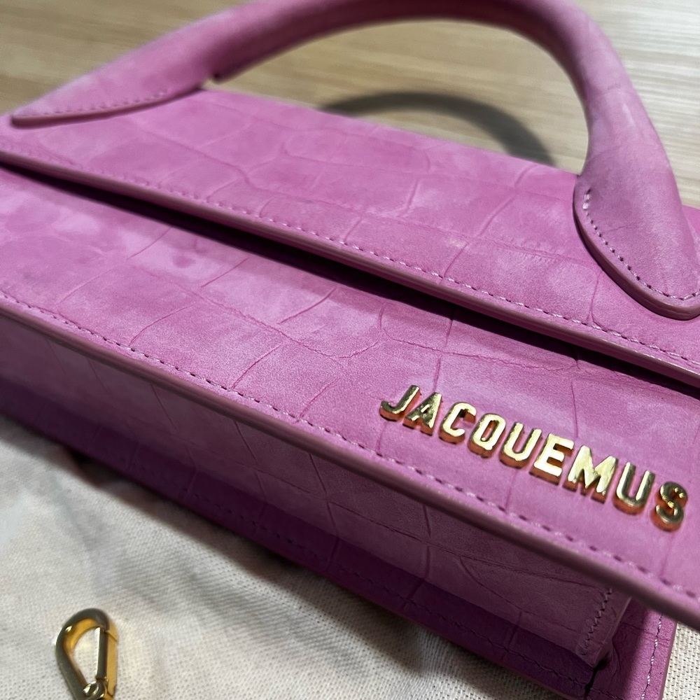 JACQUEMUS
Pink La Montagne Croc 'Le Chiquito Long' Clutch - Picture 7 of 8